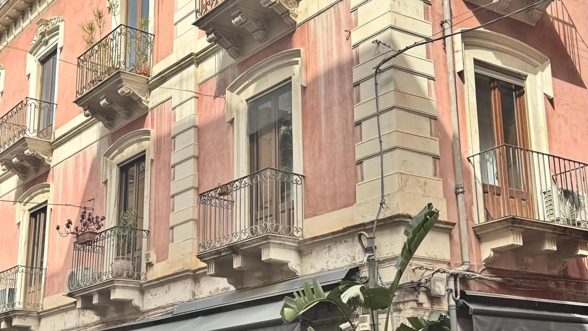 Pensjonat Living Suite Catania Pacini